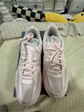 new balance 530 rose pink size 6